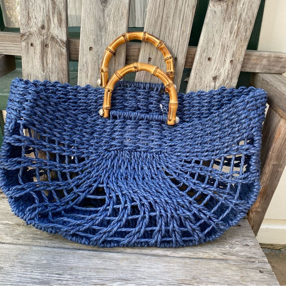 BTB Los Angeles Straw Blue Woven Tote Bag with Bamboo Handles - Picture 3 of 13
